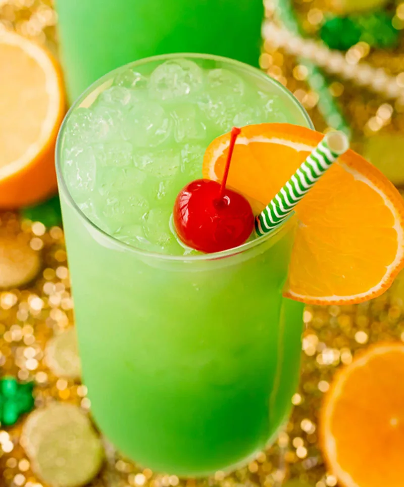 What Is Applebee's Tipsy Leprechaun Drink Recipe?
